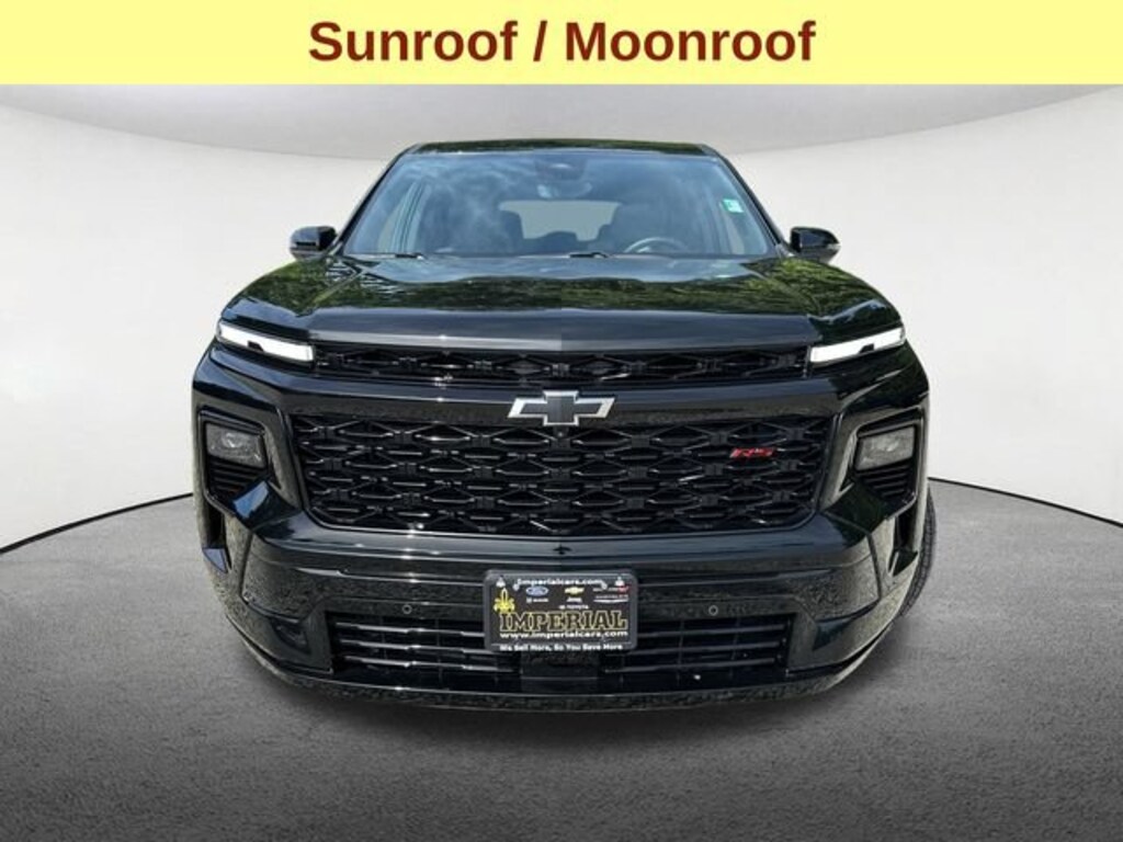 Used 2025 Chevrolet Traverse RS SUV