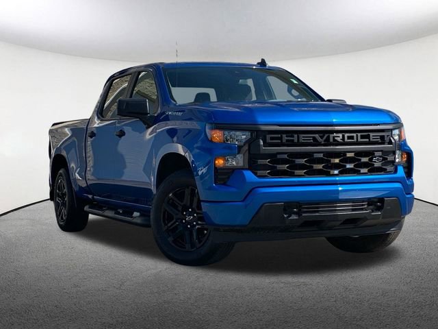 2023 Chevrolet Silverado 1500 Custom photo 2