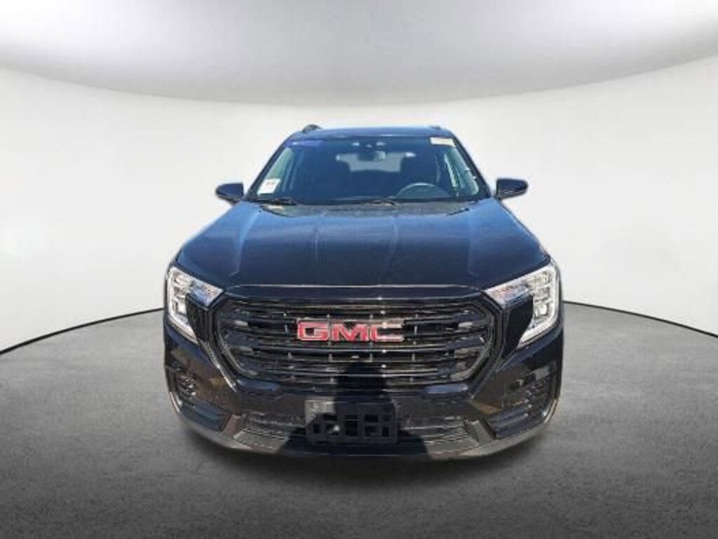 Used 2023 GMC Terrain SLE SUV