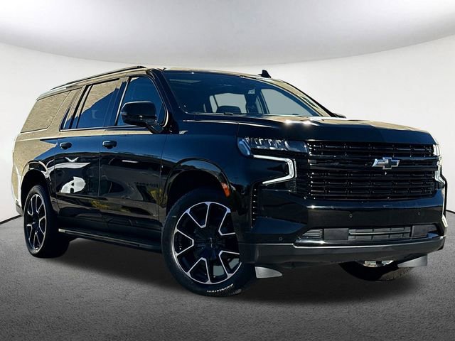 2024 Chevrolet Suburban RST photo 2