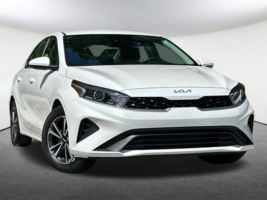 Used 2024 Kia Forte LXS Sedan