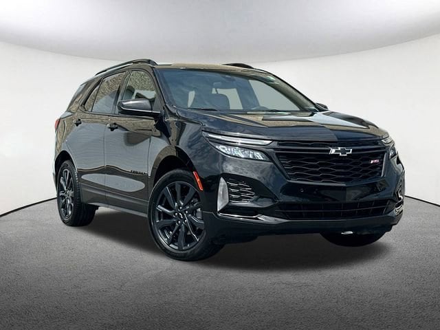 Used 2024 Chevrolet Equinox RS with VIN 3GNAXWEG7RL128512 for sale in Mendon, MA
