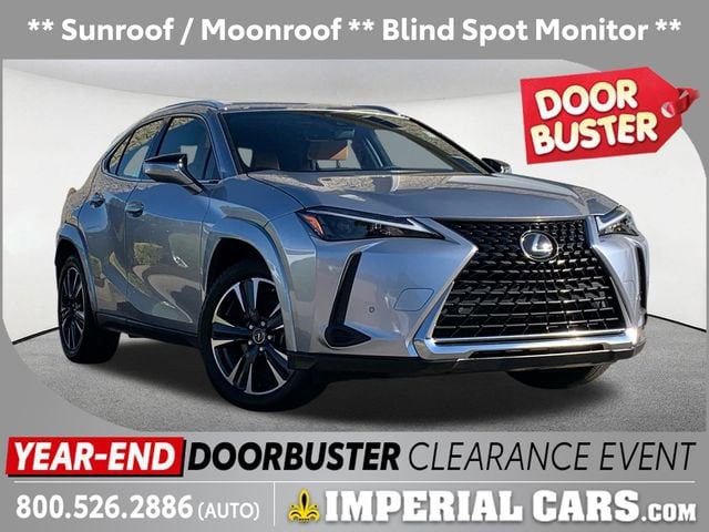 2024 Lexus UX Hybrid 250h Premium's photo