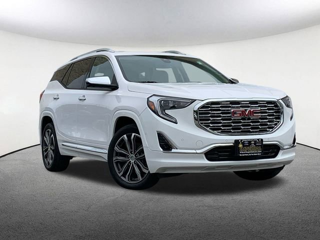 2020 Gmc Terrain Denali photo 2