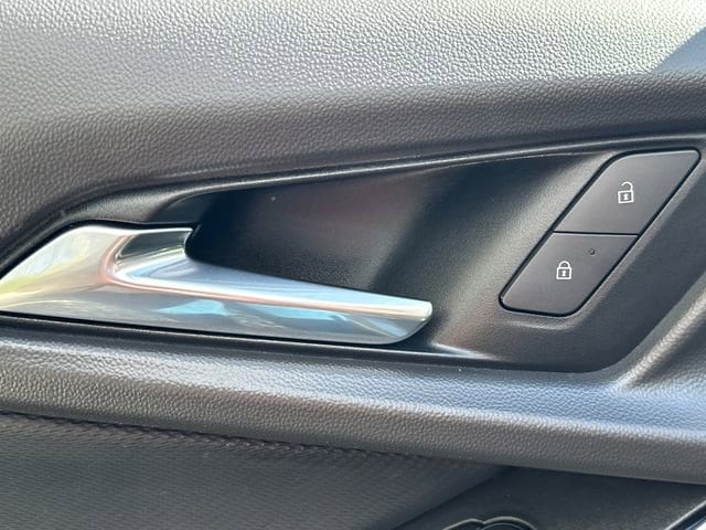 2025 Chevrolet Equinox LT - Photo 24