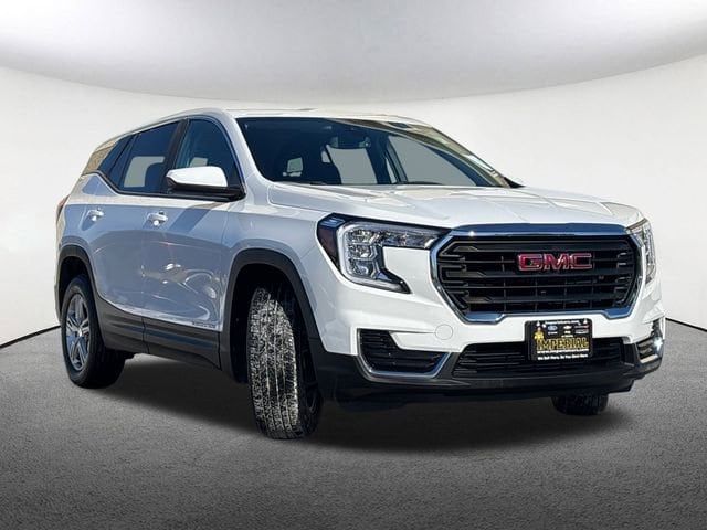 Used 2024 GMC Terrain SLE with VIN 3GKALTEG4RL362565 for sale in Mendon, MA