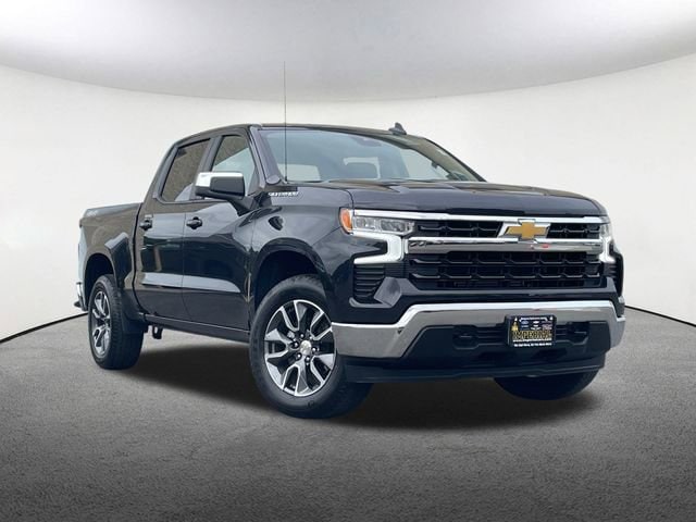 Used 2024 Chevrolet Silverado 1500 LT with VIN 1GCPDKEK9RZ231075 for sale in Mendon, MA