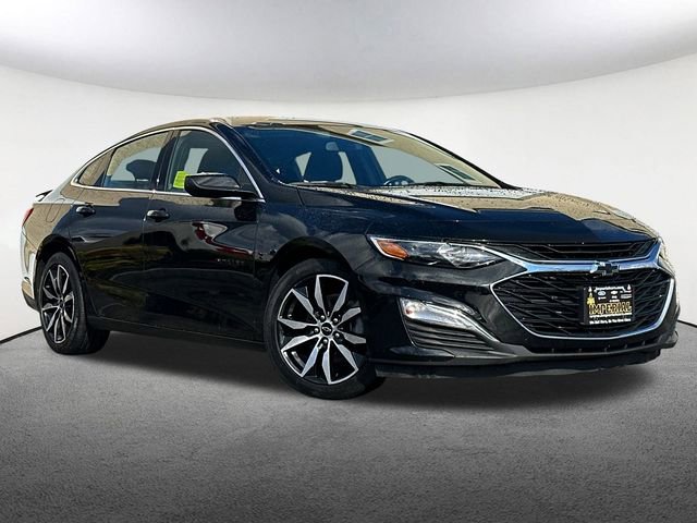 Used 2022 Chevrolet Malibu RS with VIN 1G1ZG5ST3NF201847 for sale in Mendon, MA