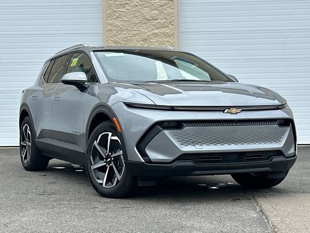 2026 Chevrolet Equinox EV 2LT's photo