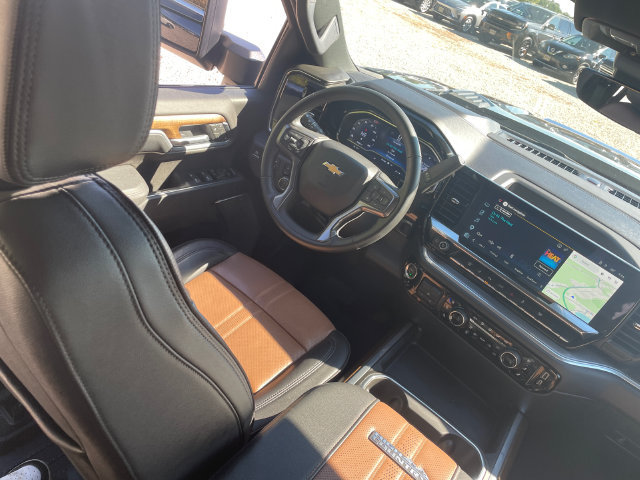 2025 Chevrolet Silverado 2500HD High Country - Photo 22