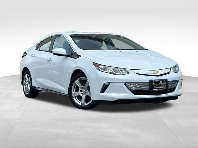 Used 2018 Chevrolet Volt LT with VIN 1G1RC6S52JU141875 for sale in Mendon, MA