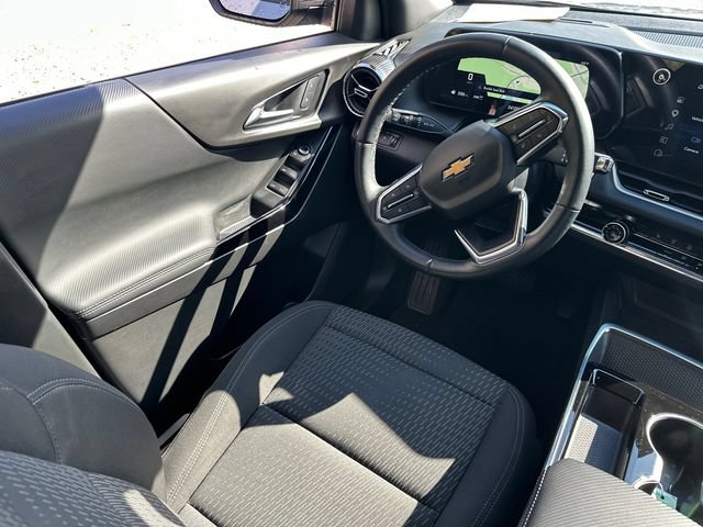 2025 Chevrolet Equinox LT - Photo 21