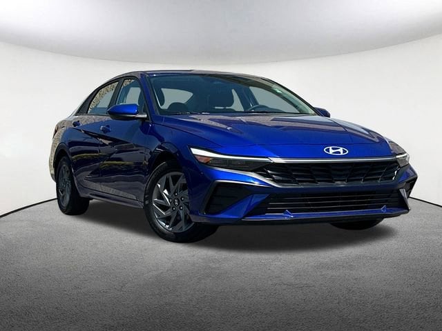Used 2024 Hyundai Elantra SEL with VIN KMHLM4DG3RU747741 for sale in Mendon, MA