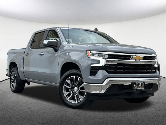 Used 2024 Chevrolet Silverado 1500 LT with VIN 3GCPDKEK1RG244337 for sale in Mendon, MA