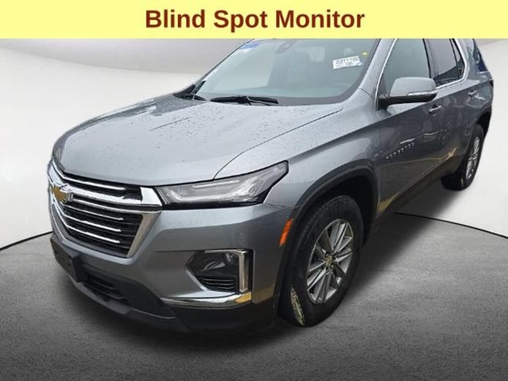 Used 2023 Chevrolet Traverse LT Cloth SUV