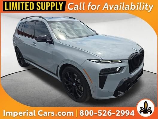 2024 BMW X7 M60i's photo