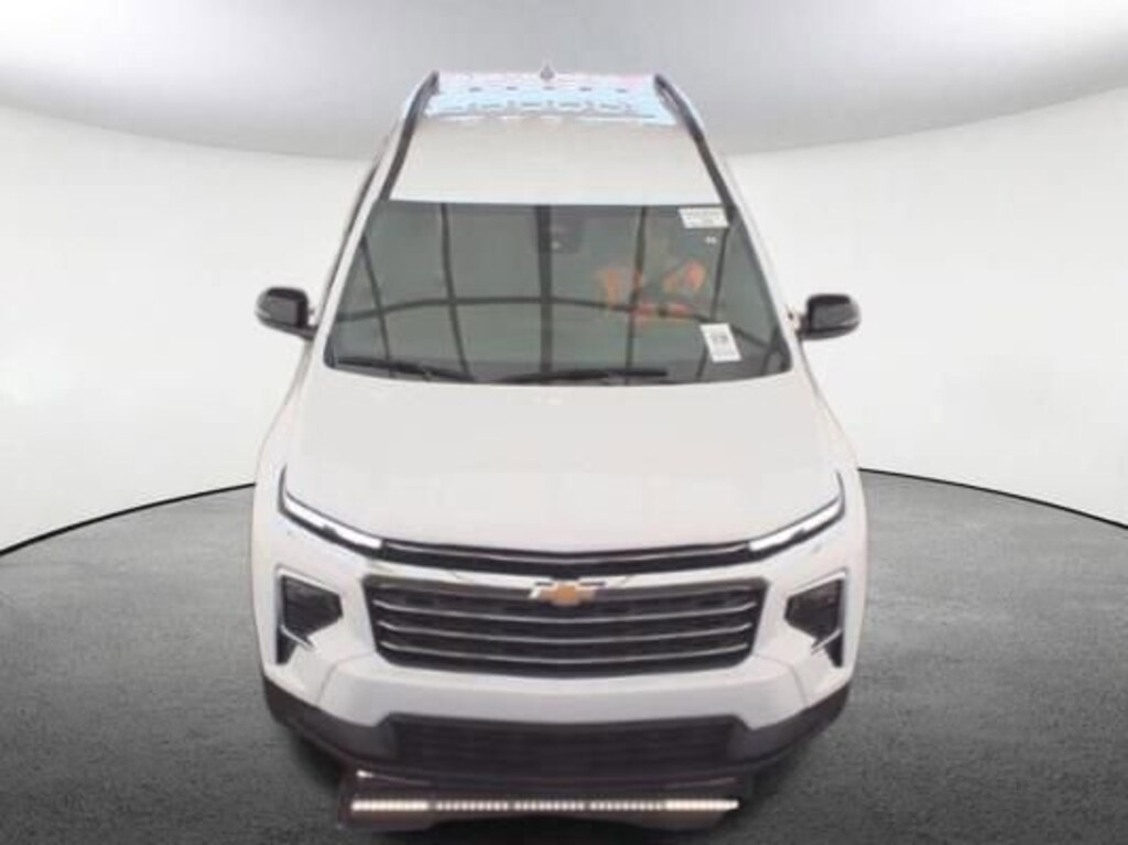Used 2025 Chevrolet Traverse LT SUV