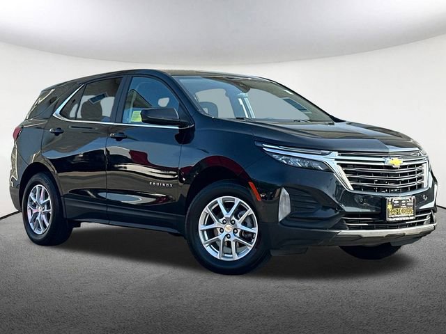 2023 Chevrolet Equinox LT photo 2