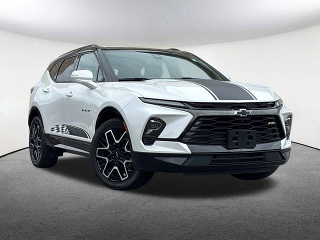 Used 2024 Chevrolet Blazer RS with VIN 3GNKBKRS5RS164635 for sale in Mendon, MA