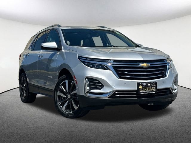 Used 2022 Chevrolet Equinox Premier with VIN 2GNAXXEV5N6155730 for sale in Mendon, MA