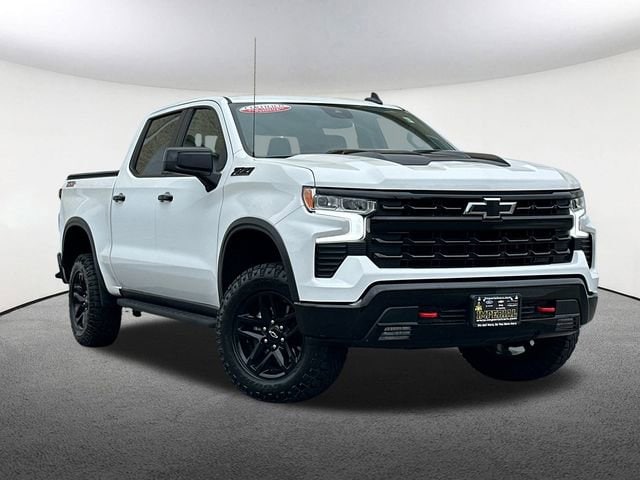 Used 2022 Chevrolet Silverado 1500 LT Trail Boss with VIN 3GCUDFED7NG680261 for sale in Mendon, MA