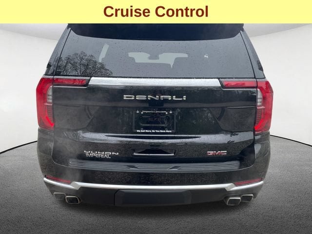 2025 GMC Yukon Denali - Photo 12