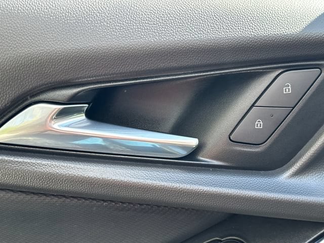2025 Chevrolet Equinox LT - Photo 24
