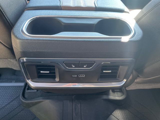 2025 Chevrolet Silverado 2500HD High Country - Photo 20