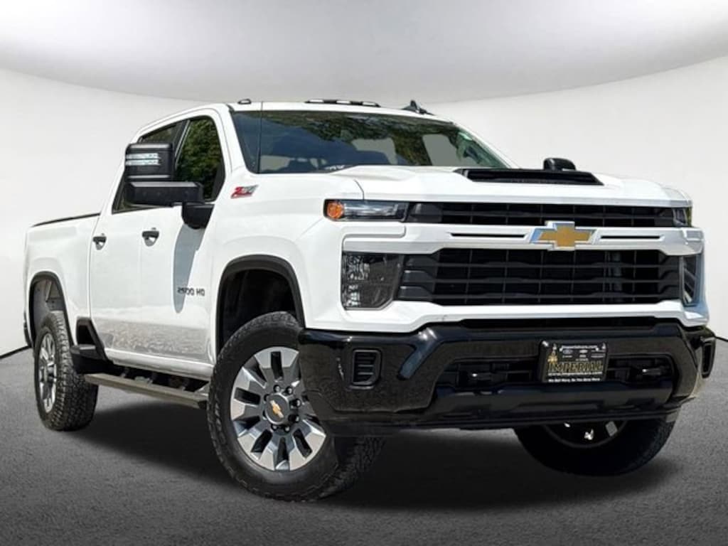 Used 2024 Chevrolet Silverado 2500 HD Custom Truck Crew Cab
