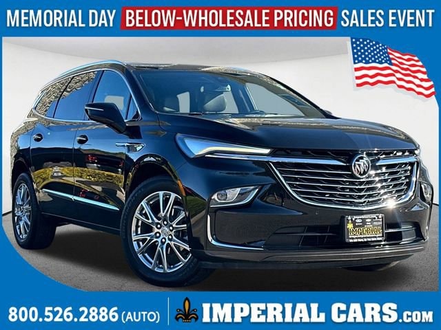 2023 Buick Enclave Essence AWD's photo