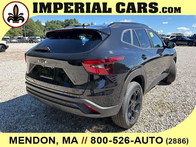 2026 Chevrolet Trax LT - Photo 14