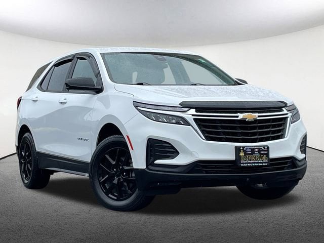Used 2023 Chevrolet Equinox LS with VIN 3GNAXSEGXPL165012 for sale in Mendon, MA