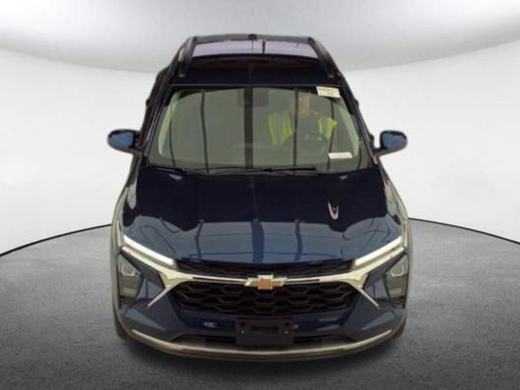 Used 2024 Chevrolet Trax LT SUV