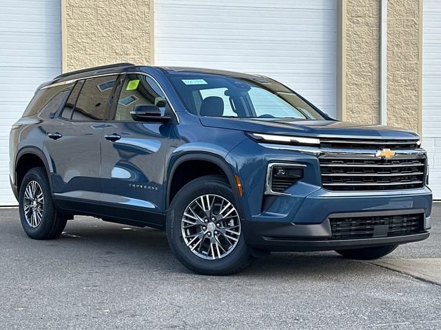 2026 Chevrolet Traverse LT's photo