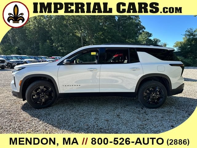 2027 Chevrolet Traverse LT - Photo 6