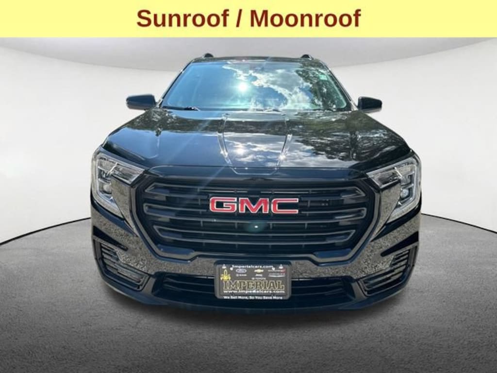 Used 2023 GMC Terrain SLE SUV