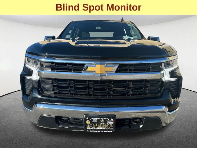 2024 Chevrolet Silverado 1500 LT photo 2