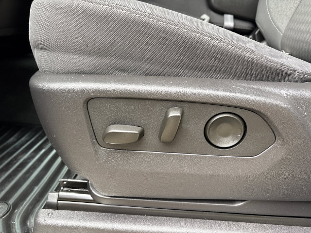 2025 Chevrolet Silverado 1500 LT - Photo 35