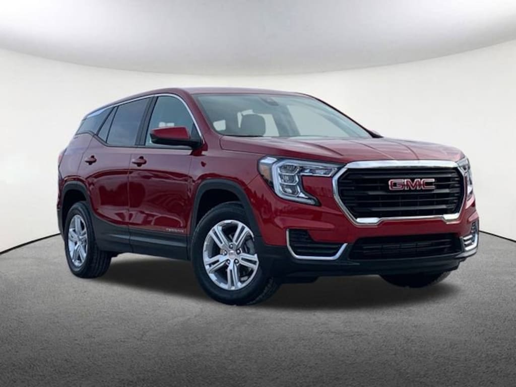 Used 2024 GMC Terrain SLE SUV
