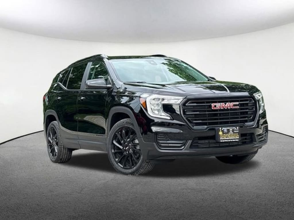 Used 2023 GMC Terrain SLE SUV
