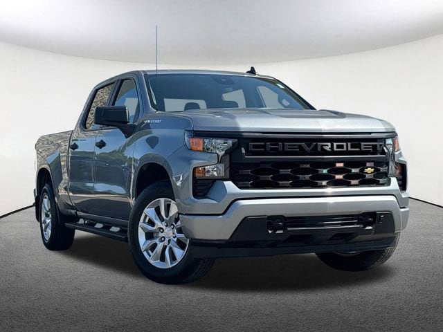 Used 2023 Chevrolet Silverado 1500 Custom with VIN 1GCPDBEK1PZ193015 for sale in Mendon, MA