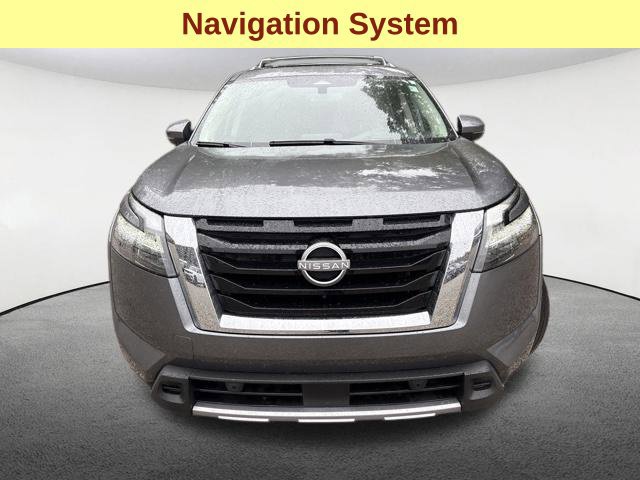 Used 2025 Nissan Pathfinder Platinum 4WD SUV