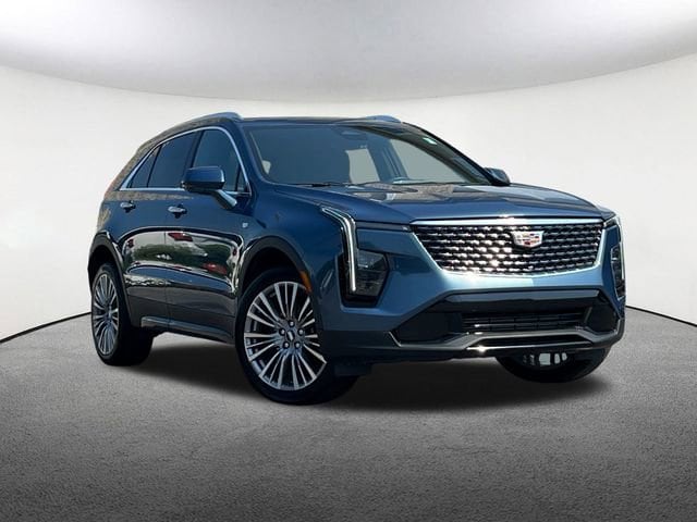 Used 2024 Cadillac XT4 Luxury with VIN 1GYFZDR45RF127070 for sale in Mendon, MA