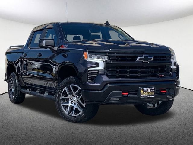 Used 2022 Chevrolet Silverado 1500 LT Trail Boss with VIN 3GCUDFED1NG592273 for sale in Mendon, MA