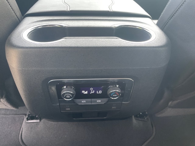 2025 Chevrolet Tahoe LS - Photo 21