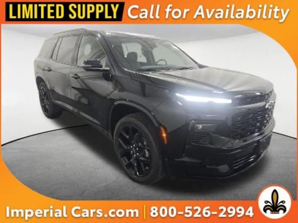 Used 2025 Chevrolet Traverse RS SUV