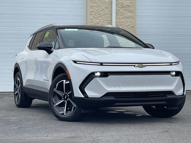 2026 Chevrolet Equinox EV 2LT's photo