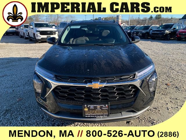 2026 Chevrolet Trax LT photo 3