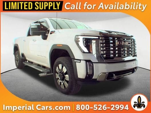 2024 GMC Sierra Denali 4WD Crew Cab Standard Box's photo
