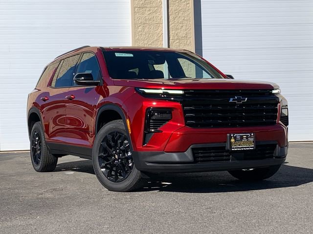 2026 Chevrolet Traverse photo 2